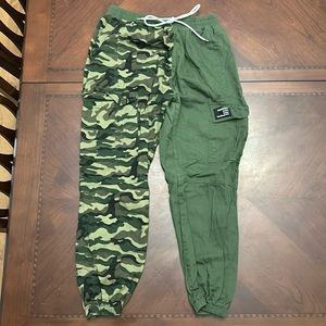 SANGTREE Women's Cargo Jogger Pants camouflage Large Tapered elastic waist